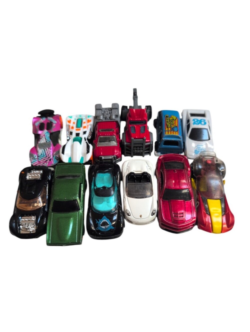 12 Hot Wheels Cars